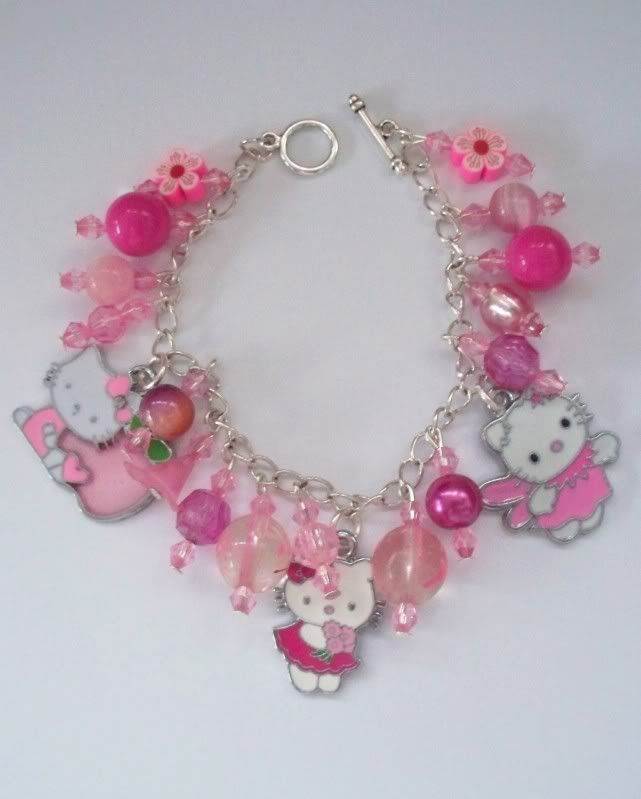 hellokittycharm.jpg