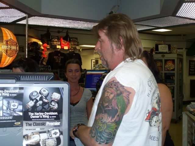 harleyshop2.jpg picture by dcatchfanatic