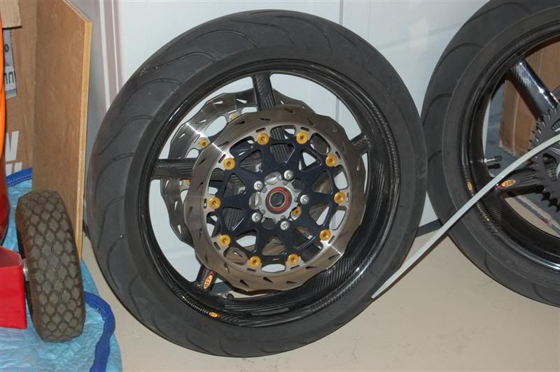 [Image: BSTWheelsandbathroomfloor-5Medium.jpg]