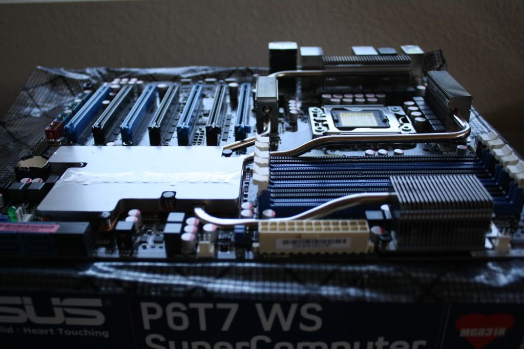 NIB ASUS P6T7 WS Super Computer motherboard