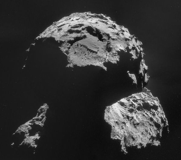 Agilkia_landing_site_on_comet_67P_6_November_2014_-_NAVCAMa_zps6f854d17.jpg