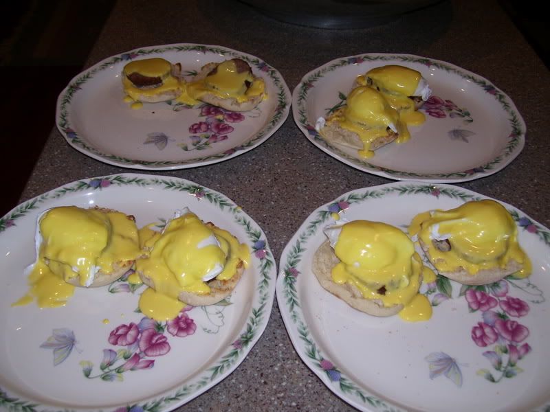 07-07-07EggsBenedictwithaFattie.jpg