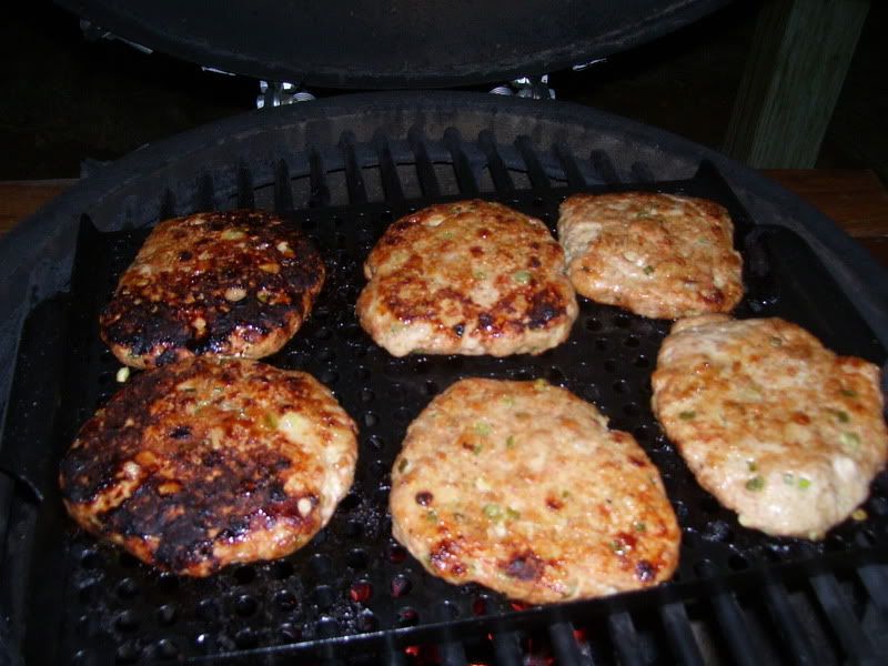 13-02-09ChickenChutneyBurgers.jpg