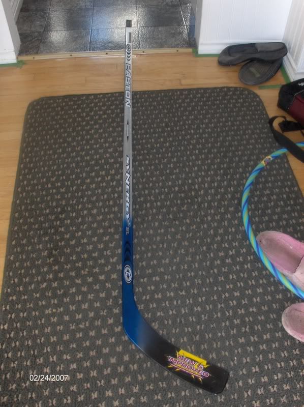 Synergy SL and Z bubble hockey sticks