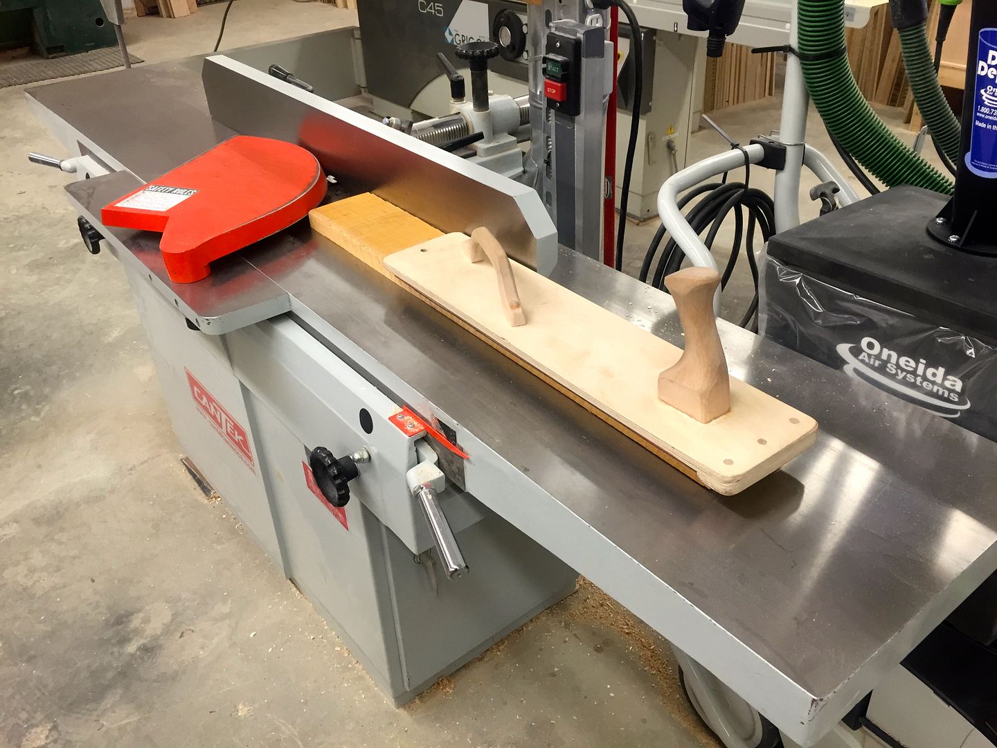 Simple jointer push block Canadian Woodworking and Home Improvement Forum