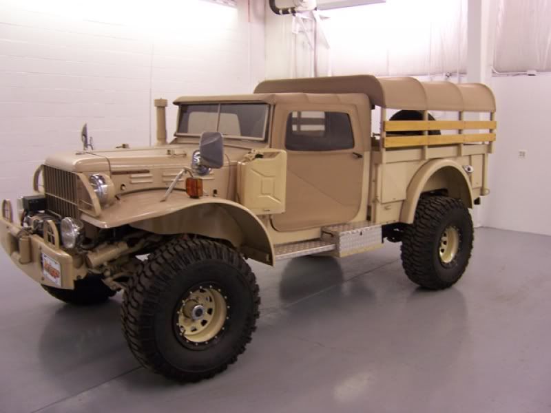 custom_ww_ii_dodge_power_wagon_m.jpg