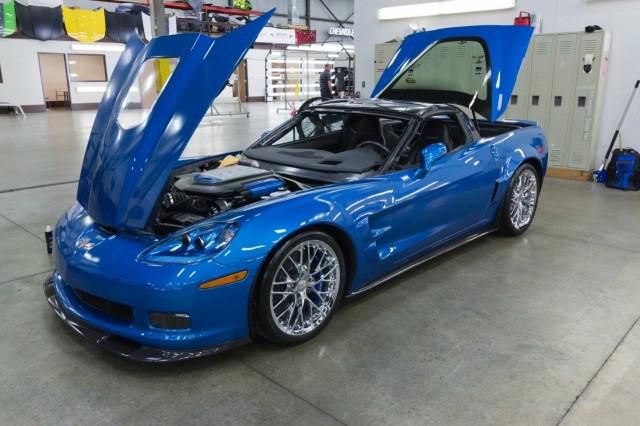 2009-chevrolet-corvette-zr1-blue-devil-r