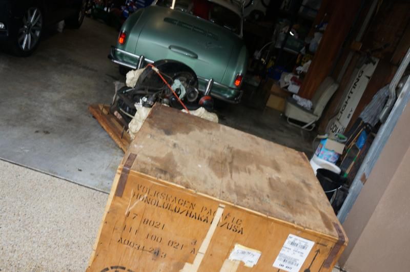 http://i83.photobucket.com/albums/j312/Nevada51/1958%20Karmann%20Ghia/DSC02548_zps35d7f305.jpg