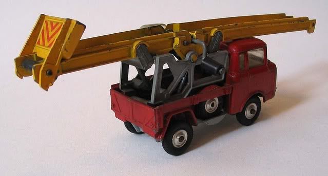Corgi toys jeep fc-150