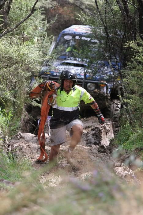 IMAGE: http://i83.photobucket.com/albums/j316/walkntheweb/Nor-West%20Winch%20Challenge/IMG_1050_resize.jpg