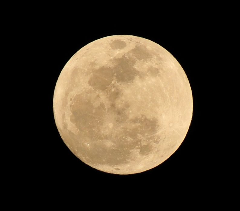 121227Moon_zps3d0e21fb.jpg